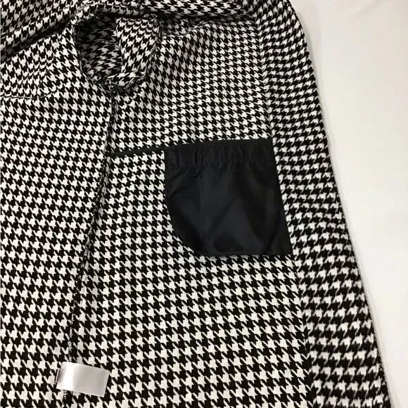 Old Navy Black & Whitee Houndstooth Coat New Size XL
